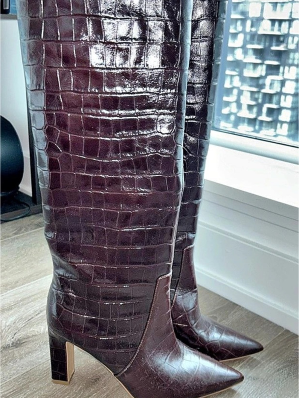 Crocodile-Embossed Pointed-Toe Heeled Boots in Brown Like N